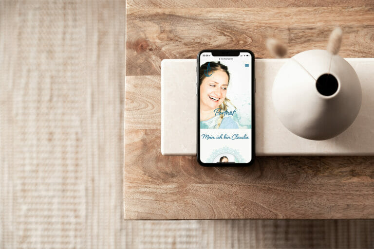 medium-claudia-pingel-smartphone
