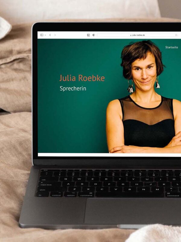 Julia Roebke-Desktop
